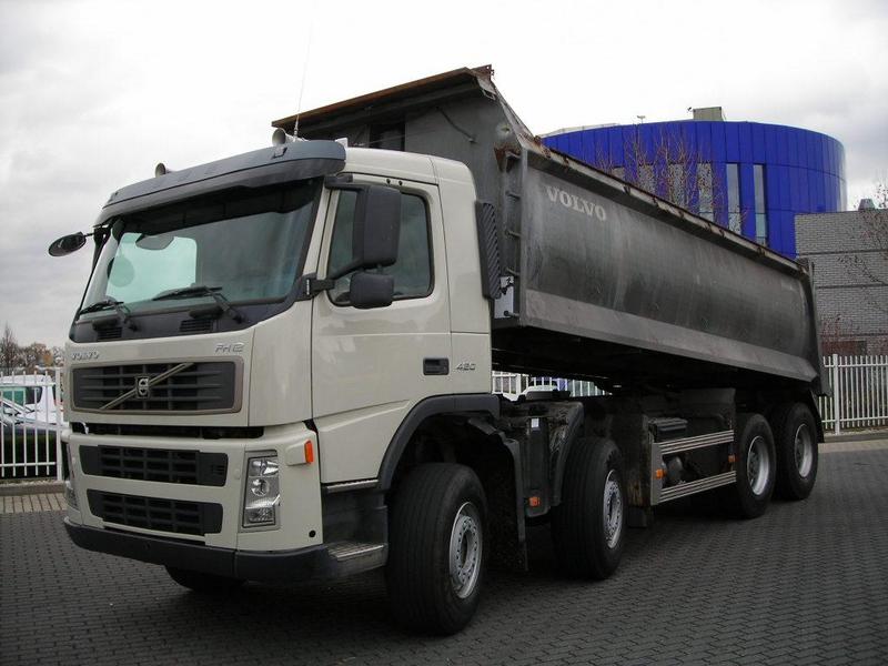 volvo_fm12_ao2004_4.jpg